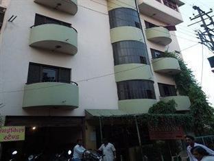 Hotel Sonmony Varanasi Exteriör bild